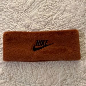 Nike Ear Warmer